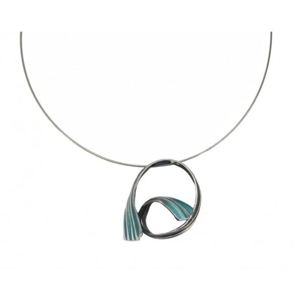 Colgante de plata color