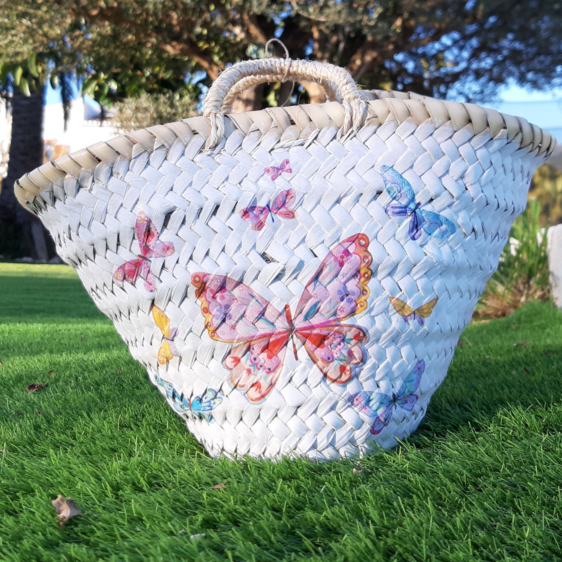 432021121850_capazo_nia_mariposas_pascua_luar_denia_original_hechos_a_mano 432021121850 capazo nia mariposas pascua luar denia original hechos a mano